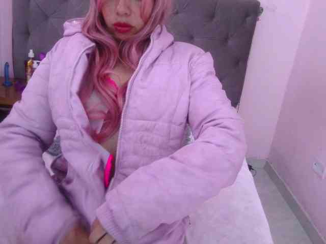 queenabril webcam