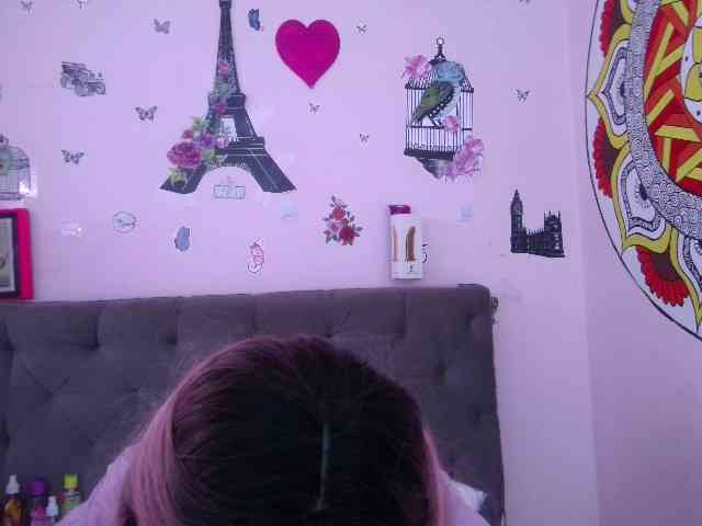 queenabril webcam