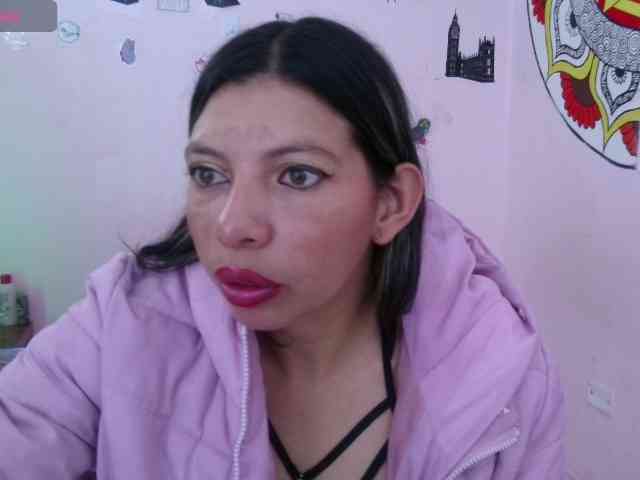 queenabril webcam