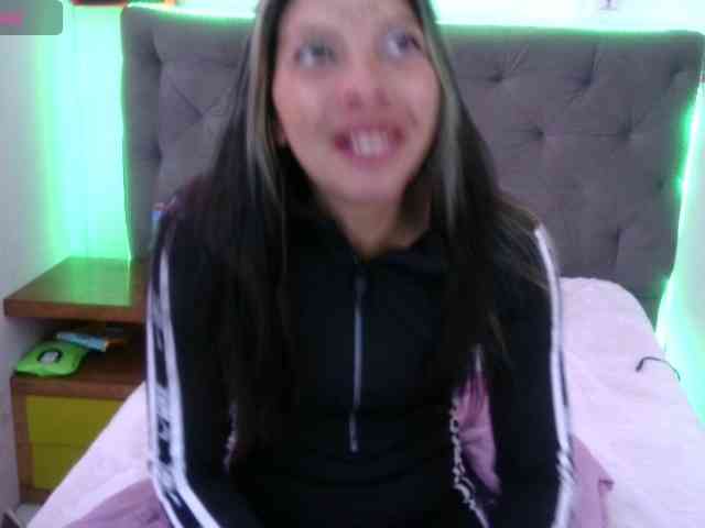 queenabril webcam