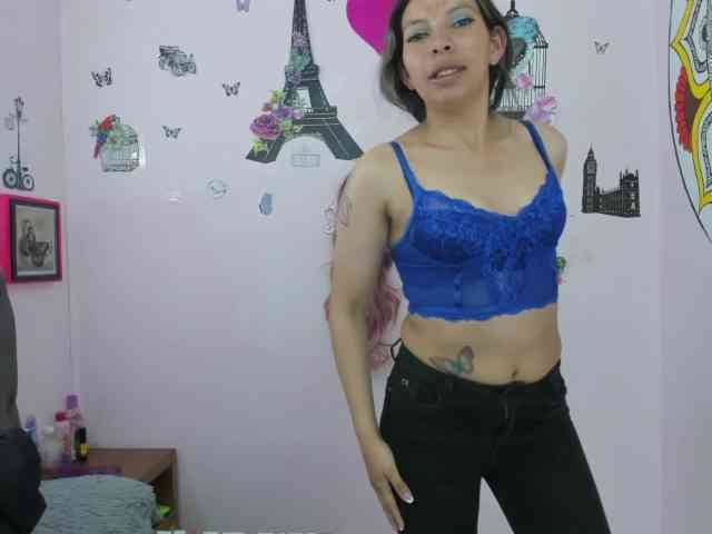 queenabril webcam