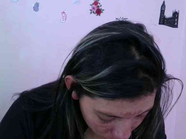 queenabril webcam