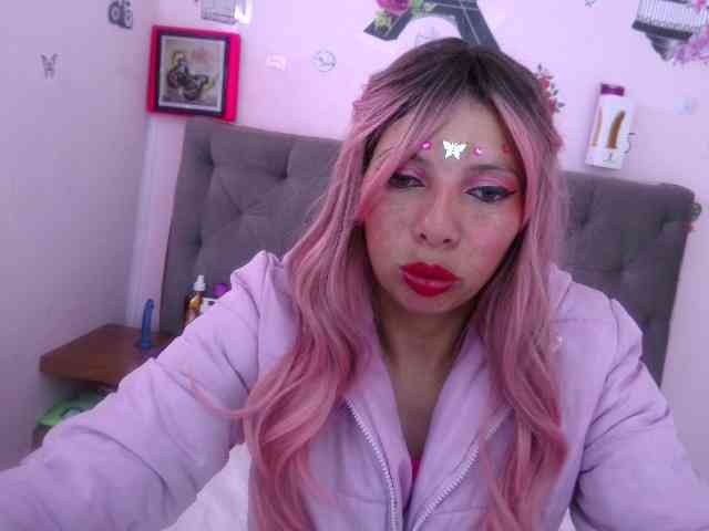 queenabril webcam