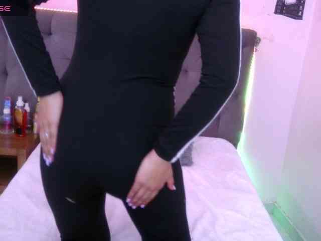 queenabril webcam