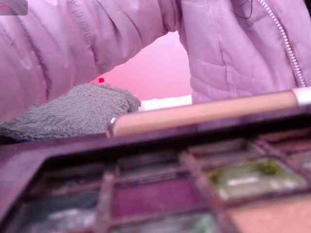 queenabril webcam