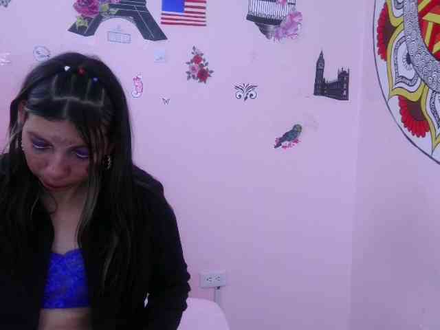 queenabril webcam