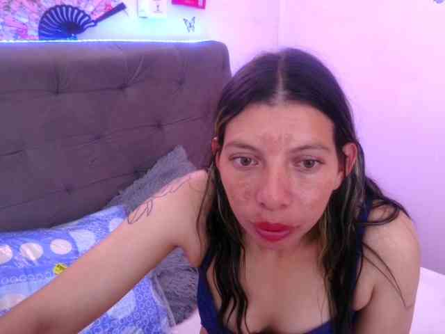 queenabril webcam
