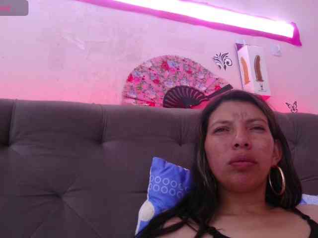 queenabril webcam