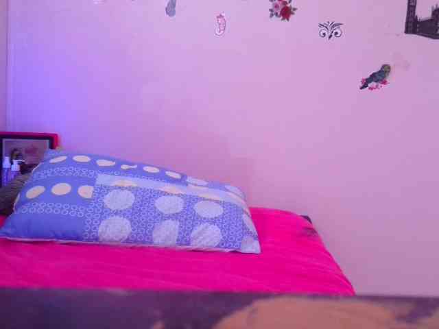 queenabril webcam