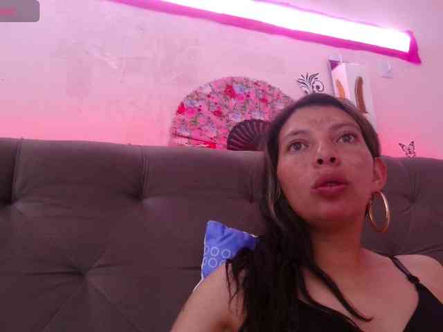 queenabril webcam