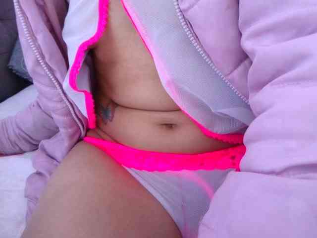 queenabril webcam