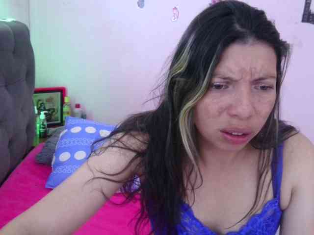 queenabril webcam