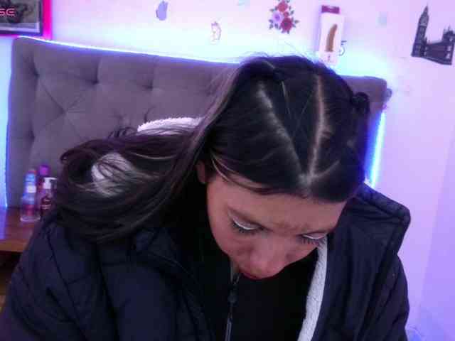 queenabril webcam