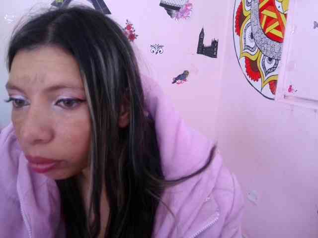 queenabril webcam