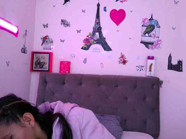 queenabril webcam