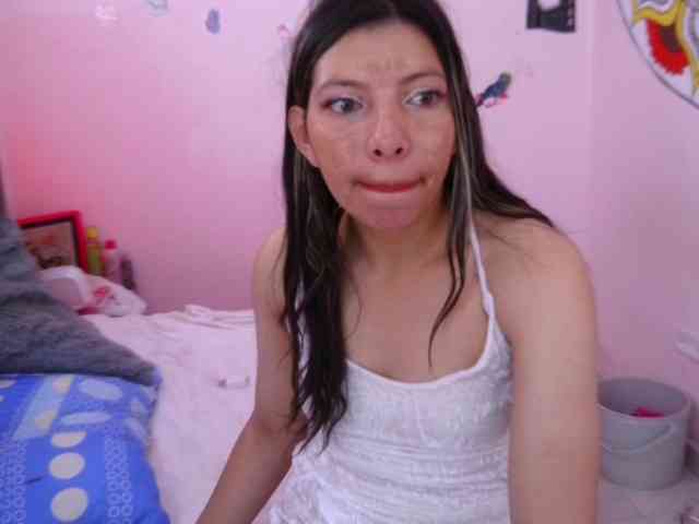 queenabril webcam