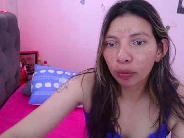 queenabril webcam