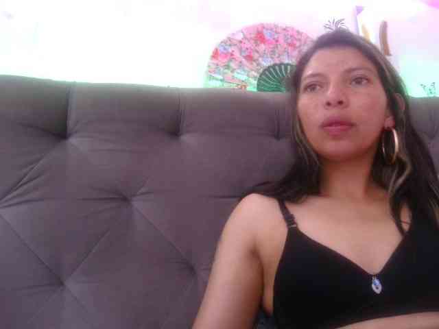 queenabril webcam