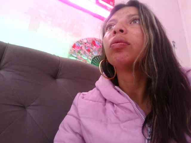 queenabril webcam