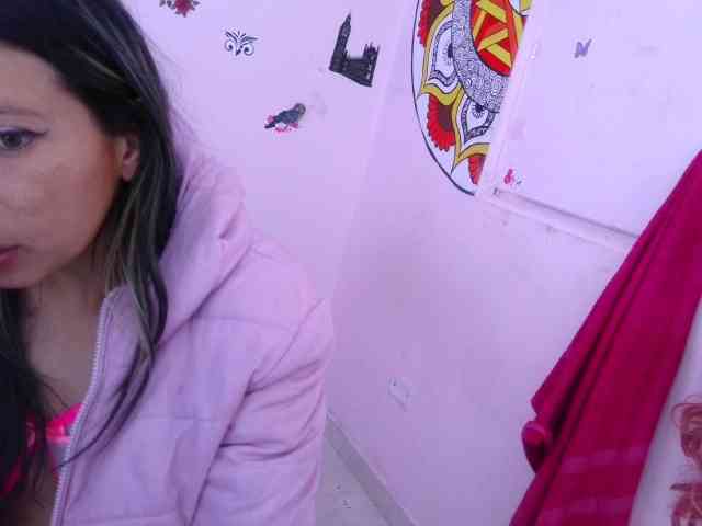 queenabril webcam