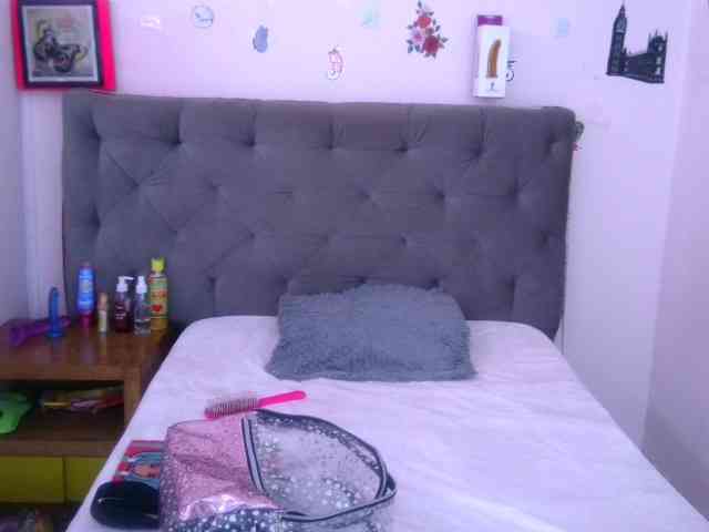 queenabril webcam
