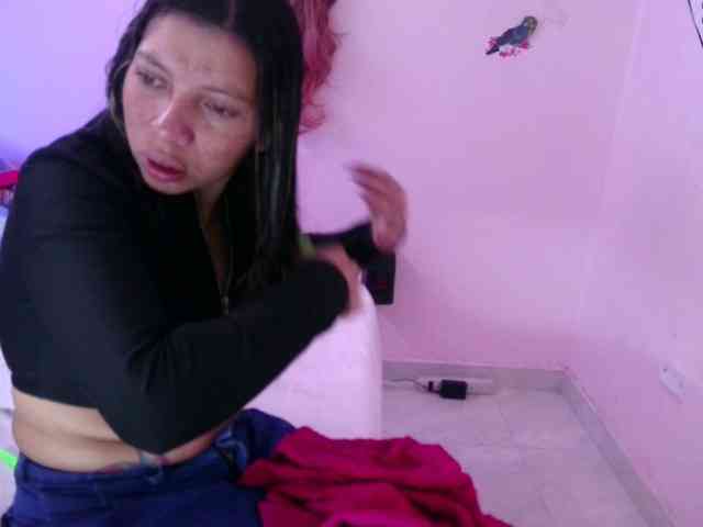 queenabril webcam