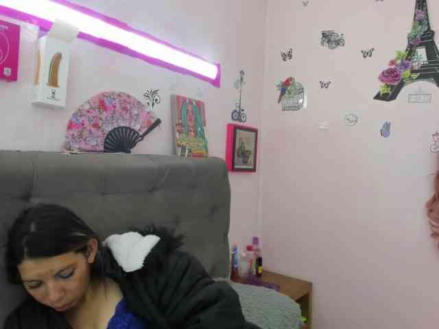 queenabril webcam
