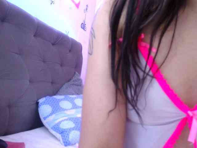 queenabril webcam