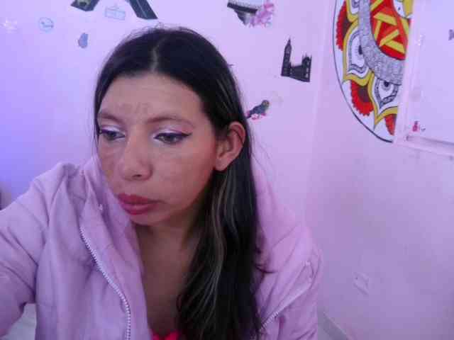 queenabril webcam