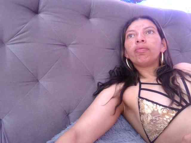 queenabril webcam