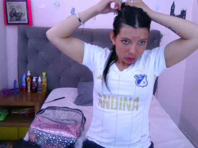 queenabril webcam