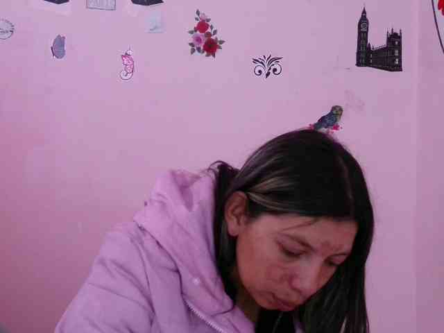 queenabril webcam