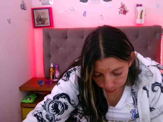 queenabril webcam