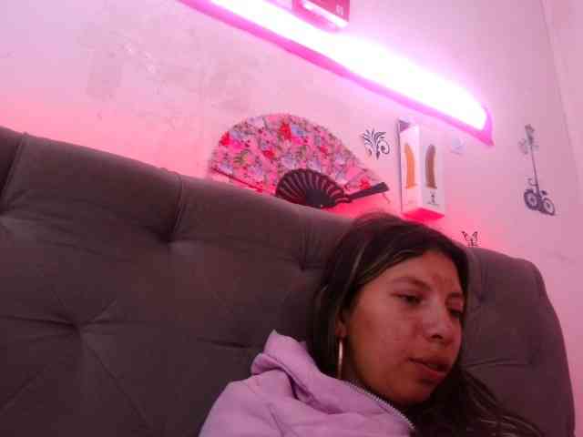 queenabril webcam