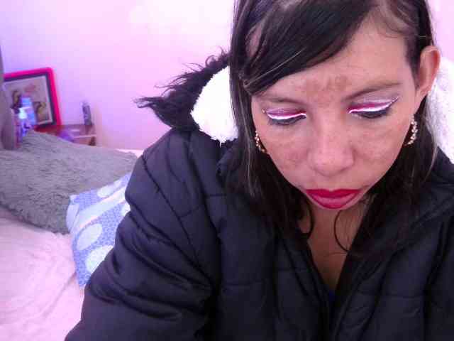 queenabril webcam