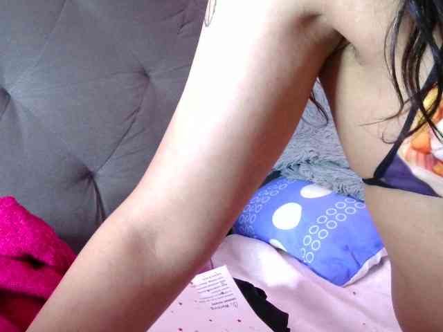 queenabril webcam