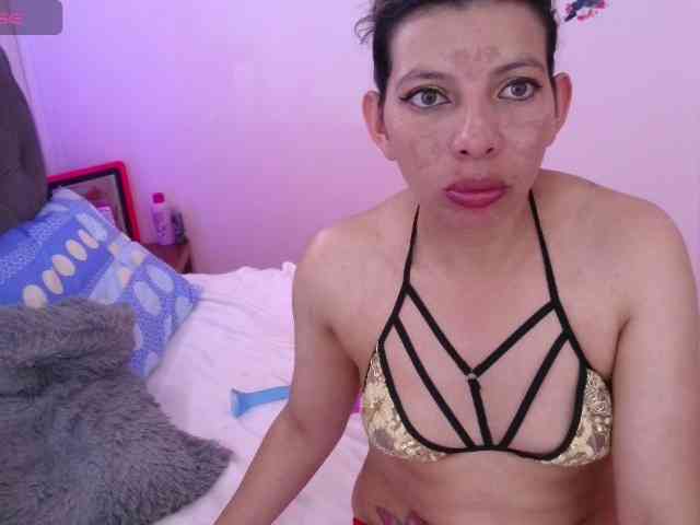 queenabril webcam