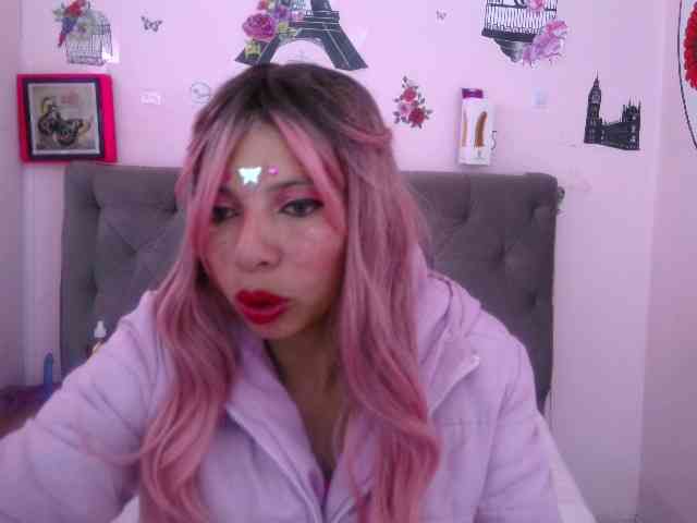queenabril webcam