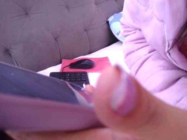 queenabril webcam