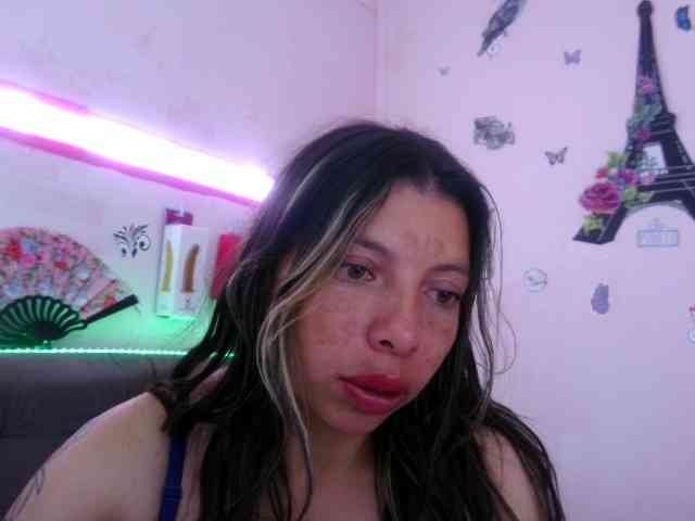 queenabril webcam