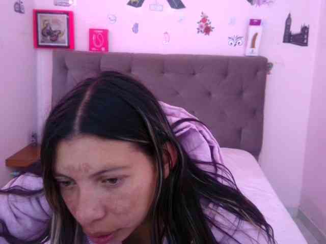 queenabril webcam