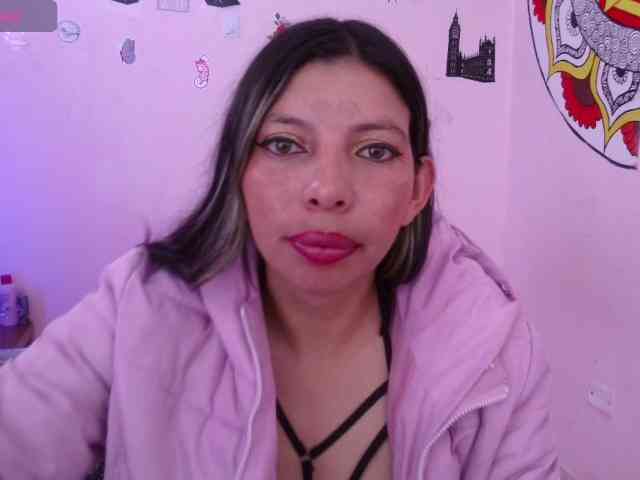queenabril webcam