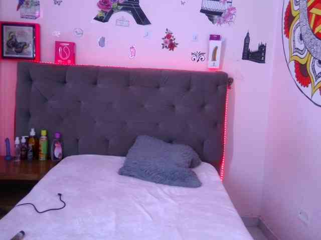 queenabril webcam