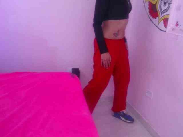 queenabril webcam