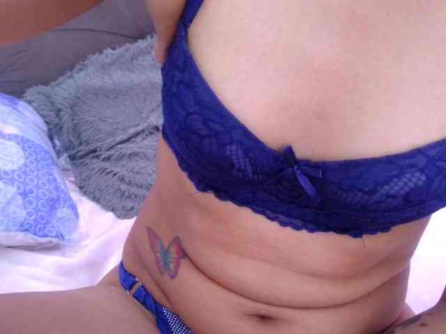 queenabril webcam