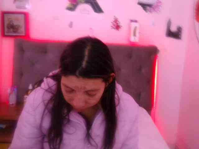 queenabril Live Webcam on BongaCams