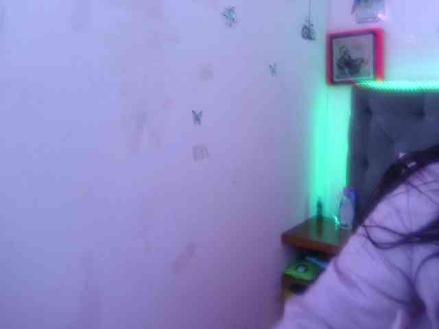 queenabril webcam