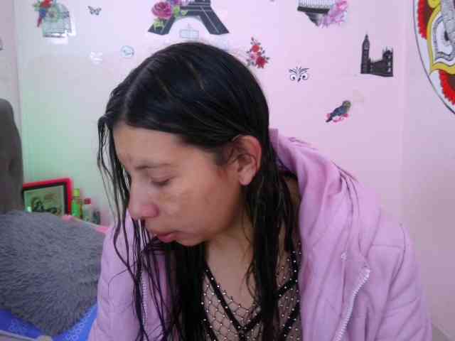 queenabril webcam