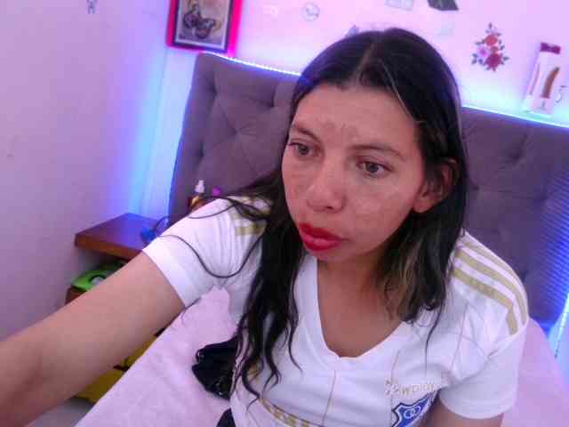 queenabril