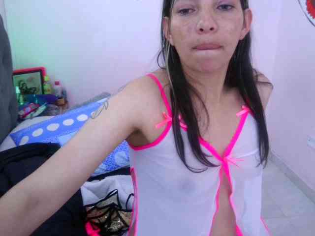 queenabril webcam